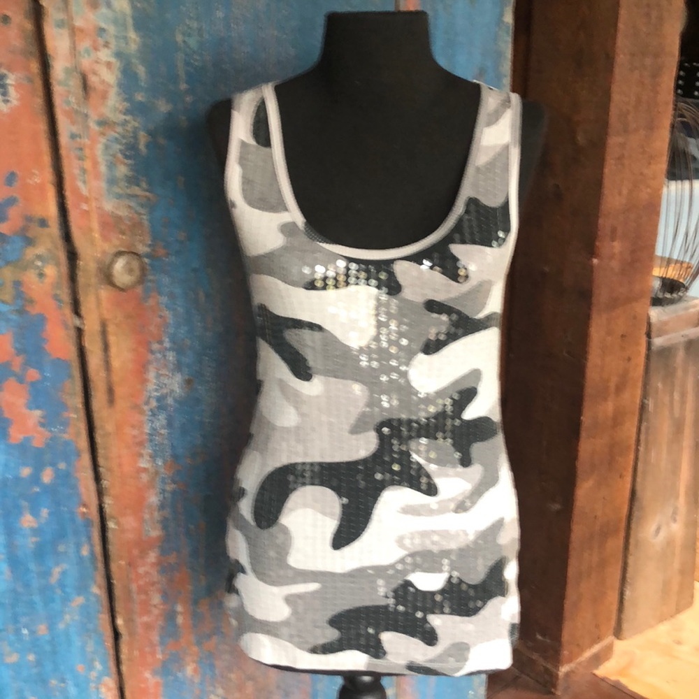 Almost famous tank top